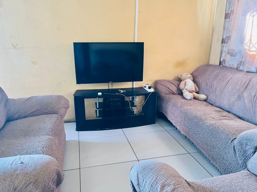 2 Bedroom Property for Sale in Bloemside Free State